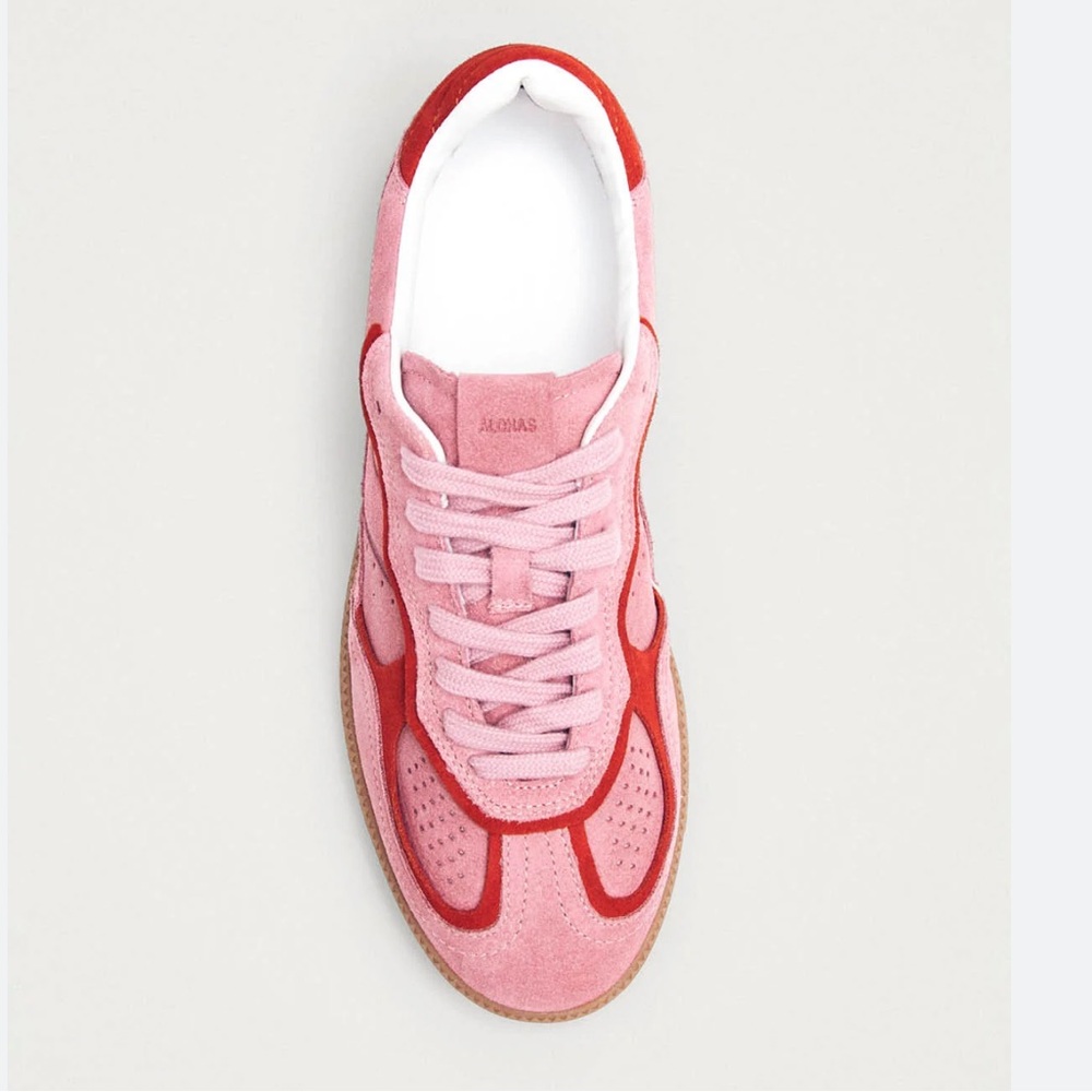 Alohas sneakers size 39.5